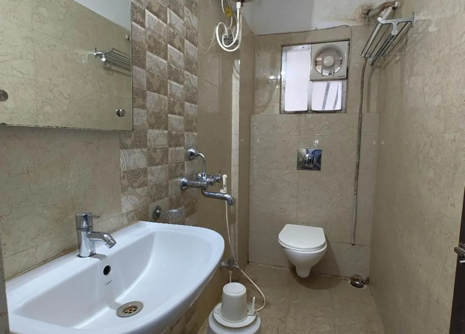 Hotel M R Kashi Residency Varanasi Near Varuna River - Fully Air-Conditioned